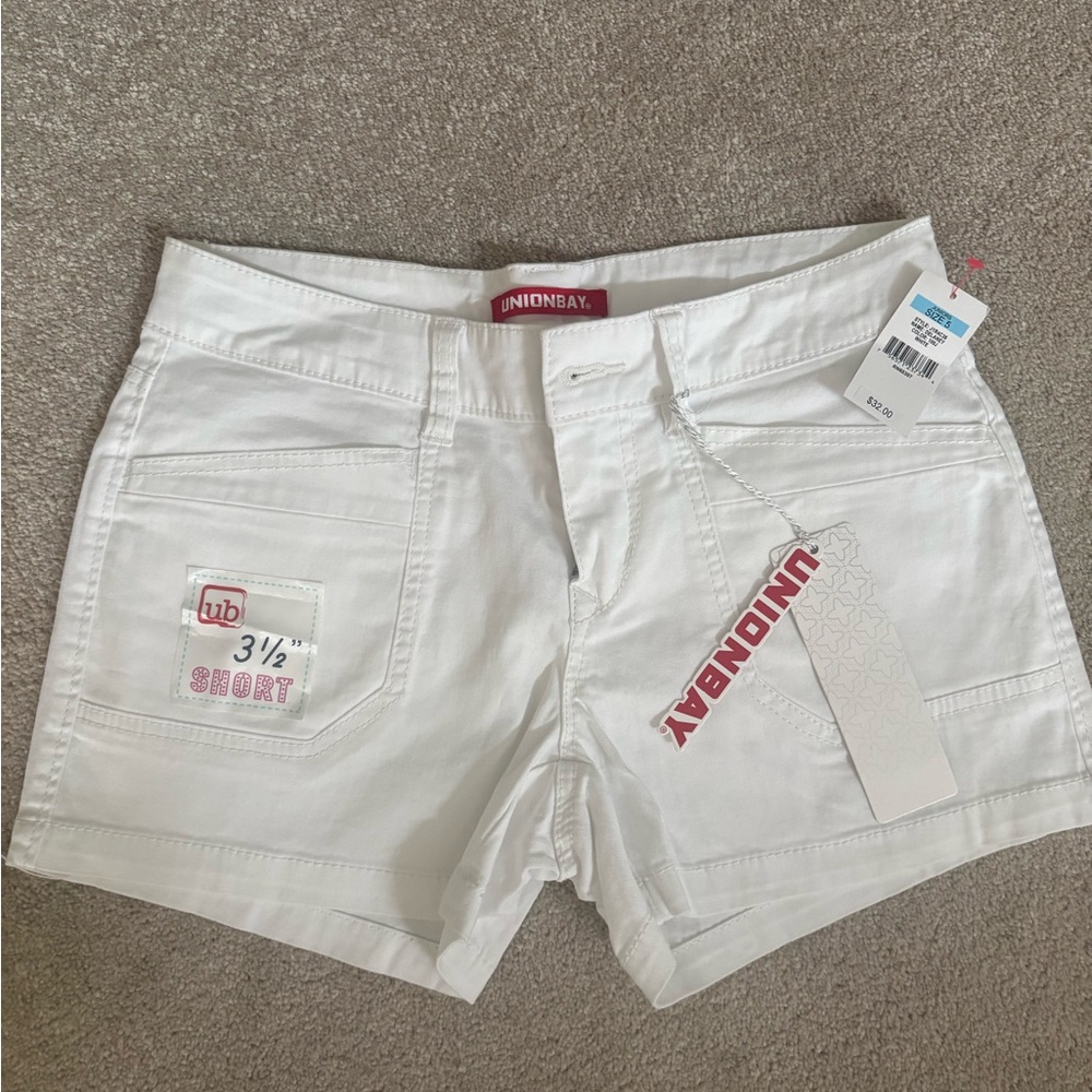 Unionbay Women's White Shorts NWT size 5